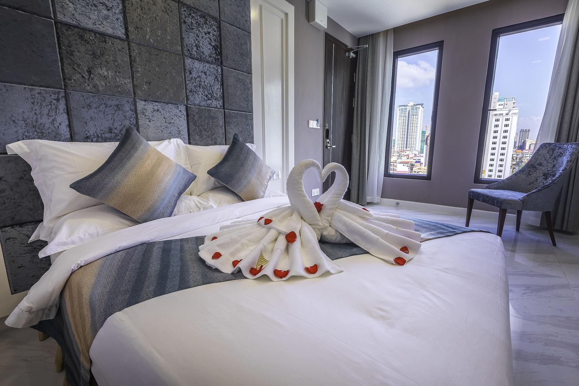 V Boutique Hotel Пном Пен Екстериор снимка