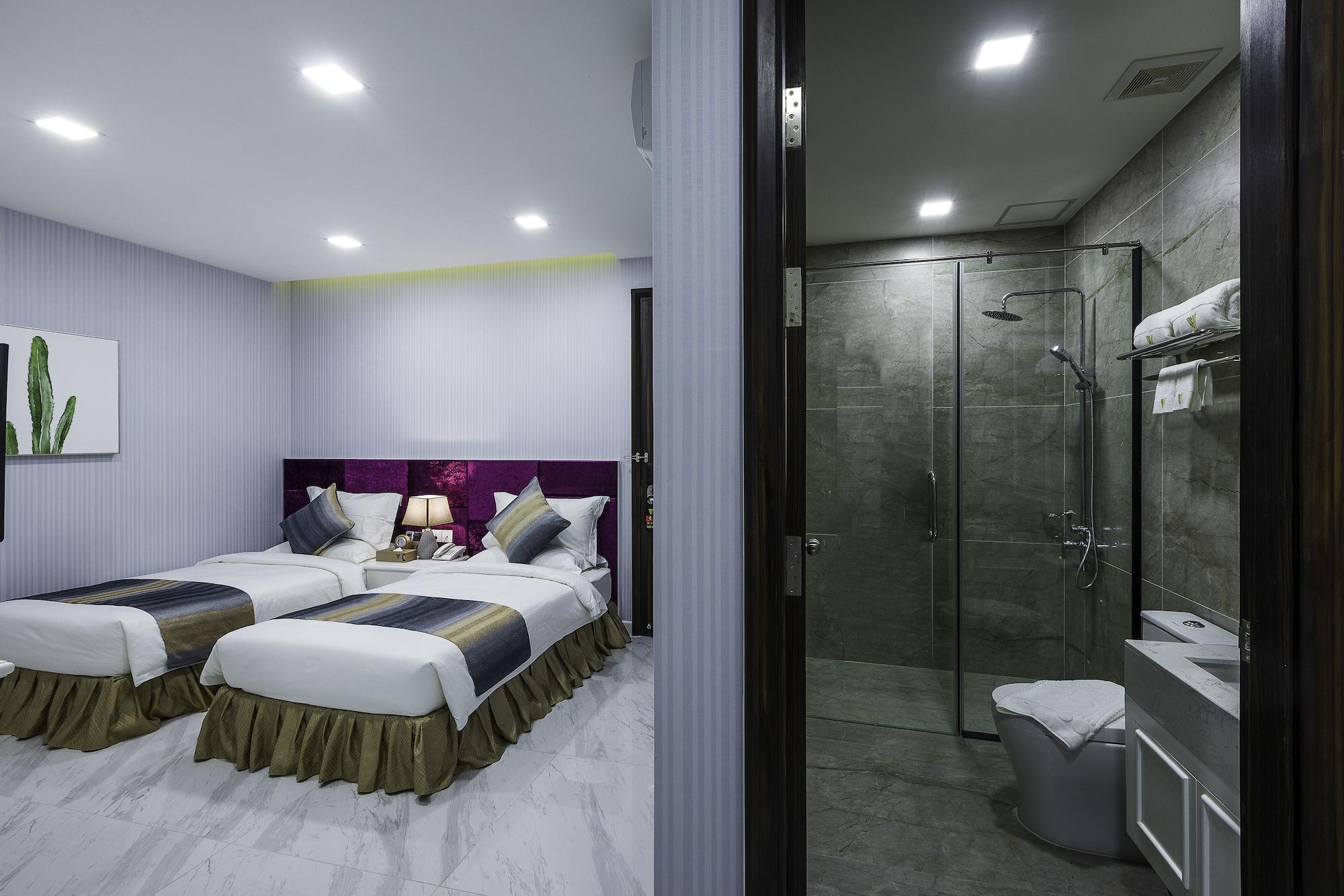V Boutique Hotel Пном Пен Екстериор снимка