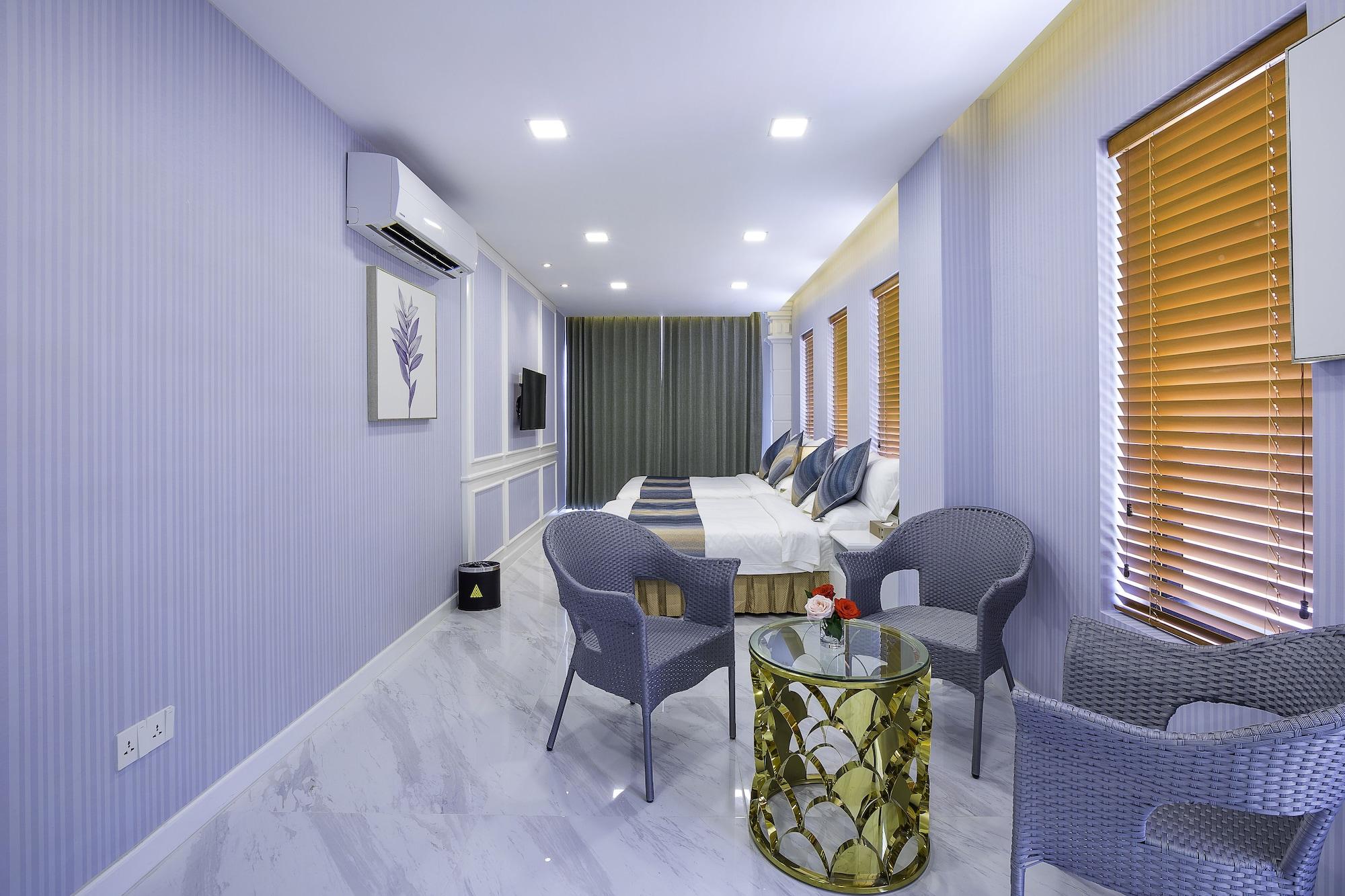 V Boutique Hotel Пном Пен Екстериор снимка