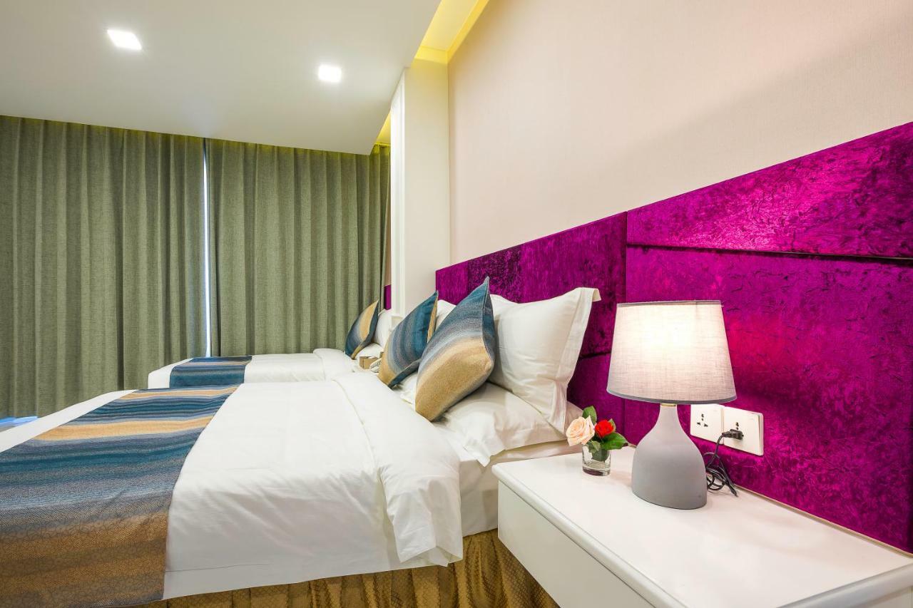 V Boutique Hotel Пном Пен Екстериор снимка